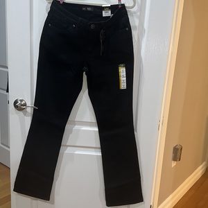 ***NEW WITH TAGS*** Lee Regular fit boot cut black jeans size 6